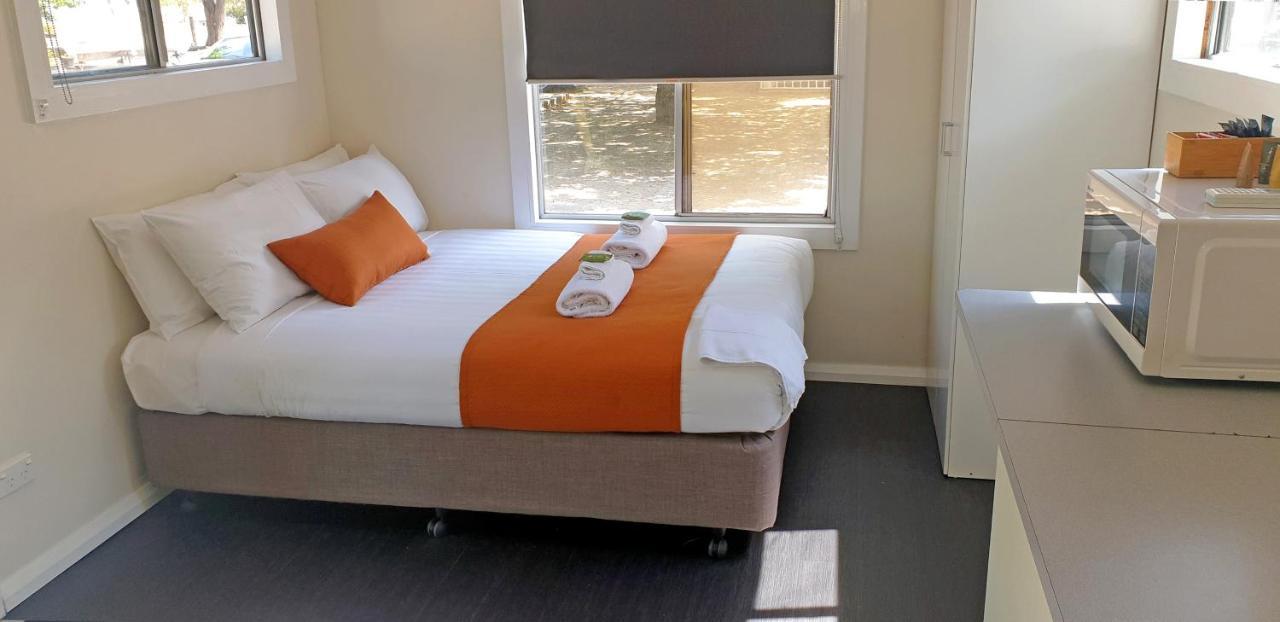 Borderland Wodonga Holiday Park Exterior photo
